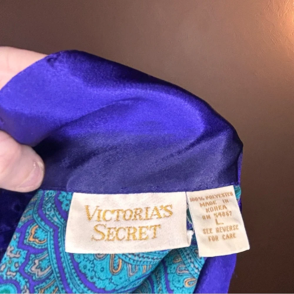 Vintage Victoria's‎ Secret Purple and Blue Paisley Robe Size Large
